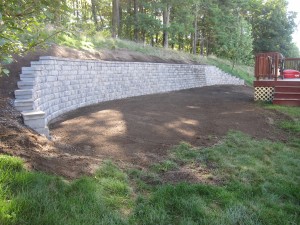 Retaining Wall - 3                                            